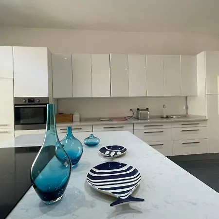 Holiday home Casa Nel Blu By Interhome